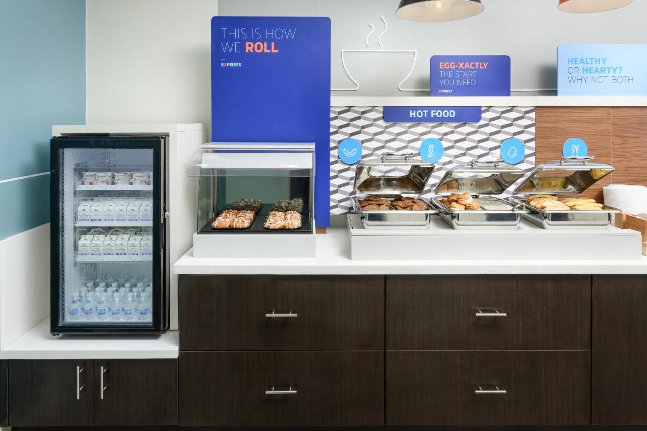 Holiday Inn Express - Tullahoma By Ihg Eksteriør billede
